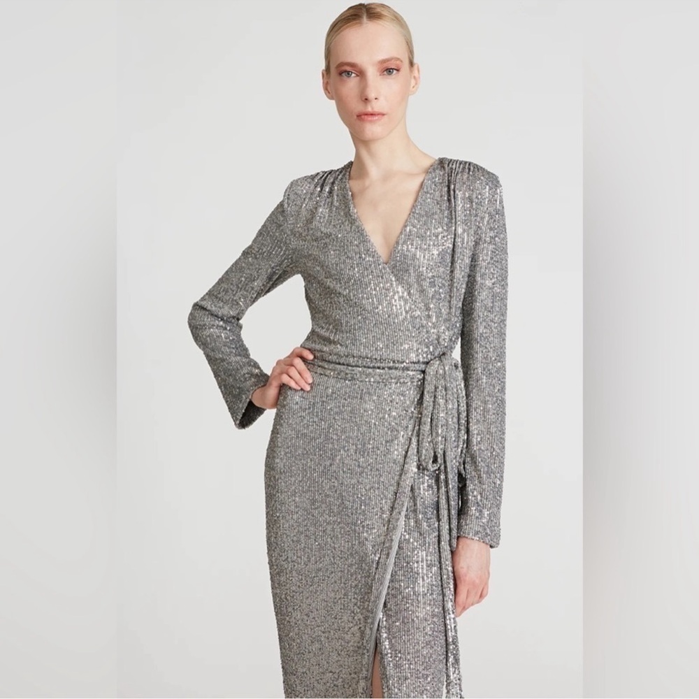 NWT Halston Falan Sequin Cocktail Dress - Size 4